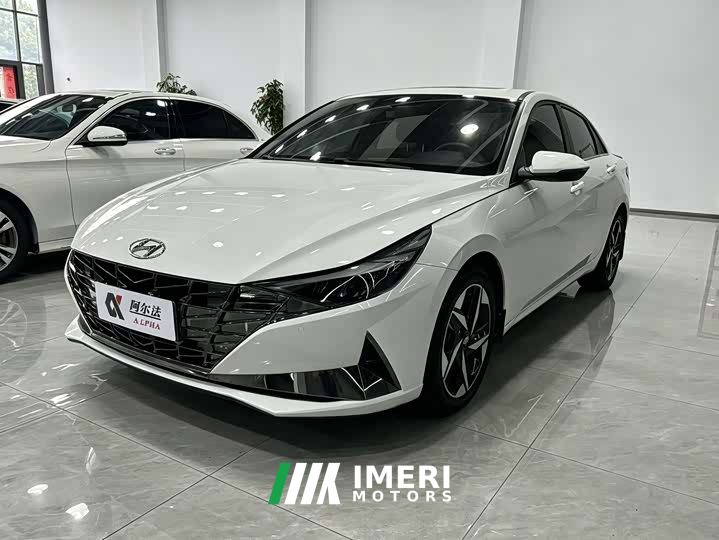Hyundai Elantra 240TGDi DCT LUX Luxury Edition