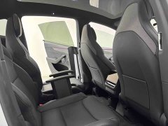 Tesla Model Y L Long Range All-Wheel Drive - ფოტო 9