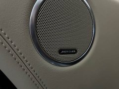 Land Rover Range Rover 3.0 L6 Heritage Edition - ფოტო 7