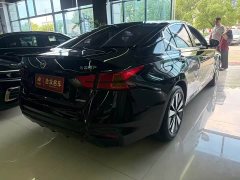 Nissan Teana 2.0L XL Comfort - ფოტო 9