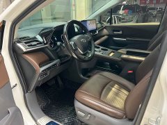 Toyota Sienna 2.5L Hybrid Comfort Edition - ფოტო 4