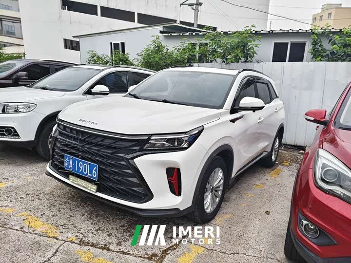 Dongfeng Fengguang 580 1.5T Luxury Version