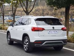 Volkswagen Taos 330TSI FWD Luxury Smart Connect Edition - ფოტო 11
