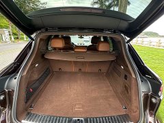 Porsche Cayenne New Energy 2023 Cayenne E-Hybrid 2.0T - ფოტო 18