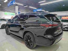 Toyota Highlander 2023 2.5L Intelligent Hybrid AWD Knight Edition 7-Seater - ფოტო 4