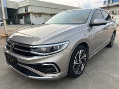 Volkswagen Bora 300TSI DSG Respect Edition - ფოტო 1