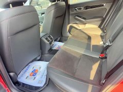 Honda Civic Hatchback 240 Turbo CVT Peak Edition - ფოტო 14