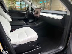 Tesla Model Y Standard Range RWD - ფოტო 3