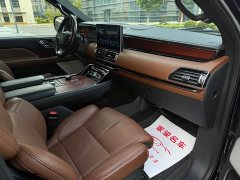 Lincoln Navigator 3.5T Prestige Edition - ფოტო 11