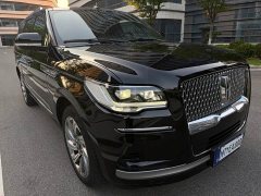 Lincoln Navigator 3.5T Prestige Edition - ფოტო 3