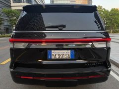 Lincoln Navigator 3.5T Prestige Edition - ფოტო 8