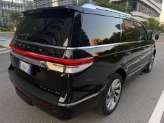 Lincoln Navigator 3.5T Prestige Edition - ფოტო 9