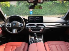 BMW 5 Series Facelift 525Li M Sport Package - ფოტო 13