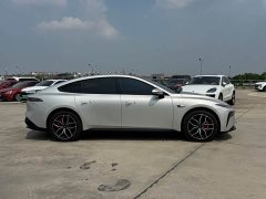 Dongfeng eπ007 Pure Electric 565 AWD Max Pilot Edition - ფოტო 3