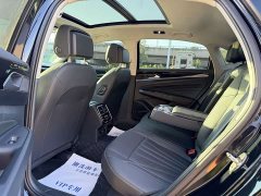 Volkswagen Passat Outstanding Edition 330TSI Elite - ფოტო 9