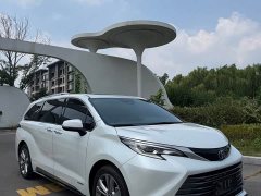 Toyota Sienna 2023 2.5L Hybrid Platinum Edition - ფოტო 1