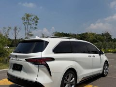 Toyota Sienna 2023 2.5L Hybrid Platinum Edition - ფოტო 6