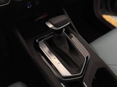 Geely Emgrand S 1.4T CVT Crossover Player Edition - ფოტო 12