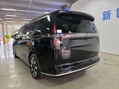 Volvo EM90 2025 Ultra Six-Seater - ფოტო 15
