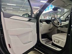 Volvo EM90 2025 Ultra Six-Seater - ფოტო 4