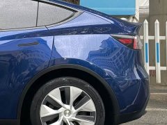 Tesla Model Y Standard Range RWD - ფოტო 9