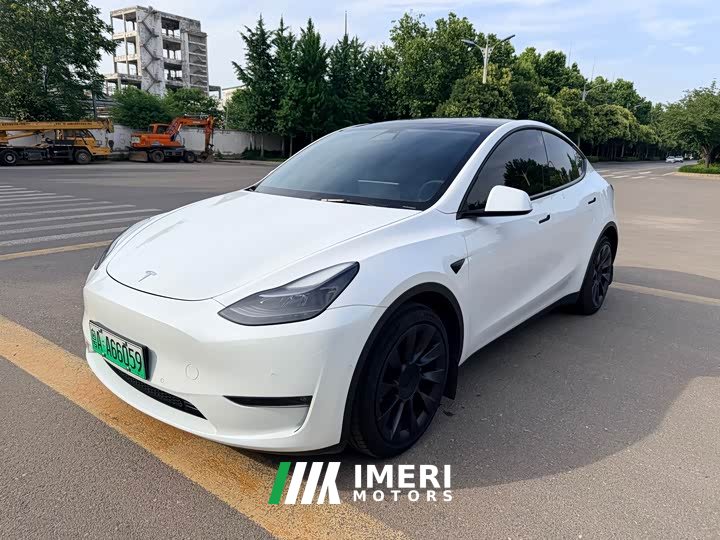 Tesla Model Y Long Range All-Wheel Drive - ავტომობილი ჩინეთიდან