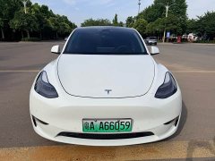 Tesla Model Y Long Range All-Wheel Drive - ფოტო 2