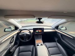 Tesla Model Y Long Range All-Wheel Drive - ფოტო 6