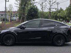 Tesla Model Y 2022 Facelift Rear-Wheel Drive - ფოტო 5