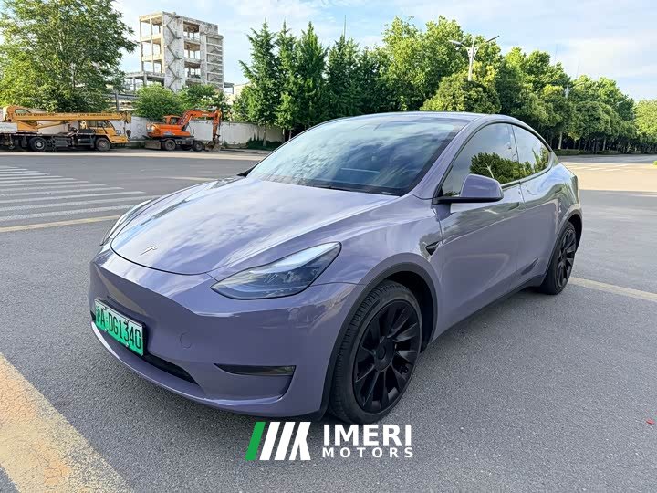 Tesla Model Y Standard Range RWD