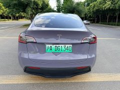Tesla Model Y Standard Range RWD - ფოტო 9