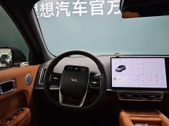 Li Auto L7 2024 MAX - ფოტო 10