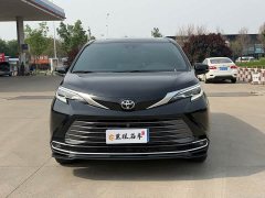 Toyota Sienna 2024 2.5L Hybrid AWD Premium - ფოტო 2