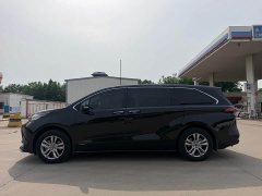 Toyota Sienna 2024 2.5L Hybrid AWD Premium - ფოტო 5