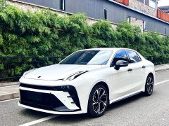 Lynk & Co Geely Lynk & Co 03 2023 1.5T DCT Pro - ფოტო 1