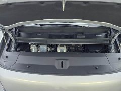 Li Auto Li Xiang MEGA Ultra - ფოტო 11