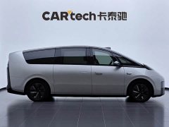 Li Auto Li Xiang MEGA Ultra - ფოტო 4