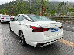 Nissan Teana 2.0L XL Comfort - ფოტო 4