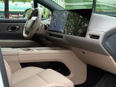 Li Auto i6 2025 Two-Wheel Drive Standard - ფოტო 10