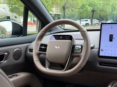Li Auto i6 2025 Two-Wheel Drive Standard - ფოტო 13