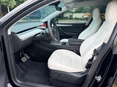 Tesla Model Y Rear-Wheel Drive - ფოტო 4