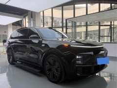 Li Auto L9 Pro - ფოტო 3