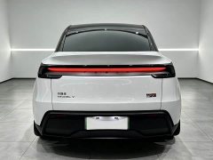 Tesla Model Y 2025 Rear-Wheel Drive - ფოტო 12
