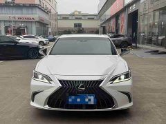 Lexus ES 2022 300h Excellence Edition - ფოტო 2