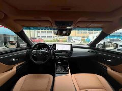 Lexus ES 2022 300h Excellence Edition - ფოტო 5