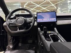 Lynk & Co Geely Lynk & Co 03 2023 1.5T DCT Pro - ფოტო 14