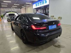 BMW 3 Series 325i M Sport Night Edition Package - ფოტო 9