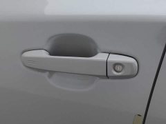Toyota Yize IZOA 2023 2.0L Yixiang Edition - ფოტო 18