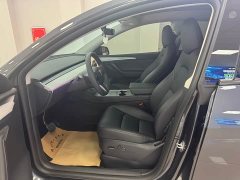 Tesla Model Y Rear-Wheel Drive - ფოტო 8