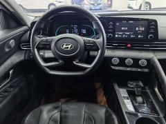 Hyundai Elantra 2023 1.5L CVT GLX Elite - ფოტო 9